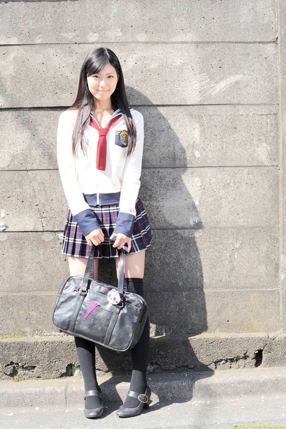 篠原冴美 制服美少女天国[DGC] No.969 Saemi Shinohara 2011年8月号